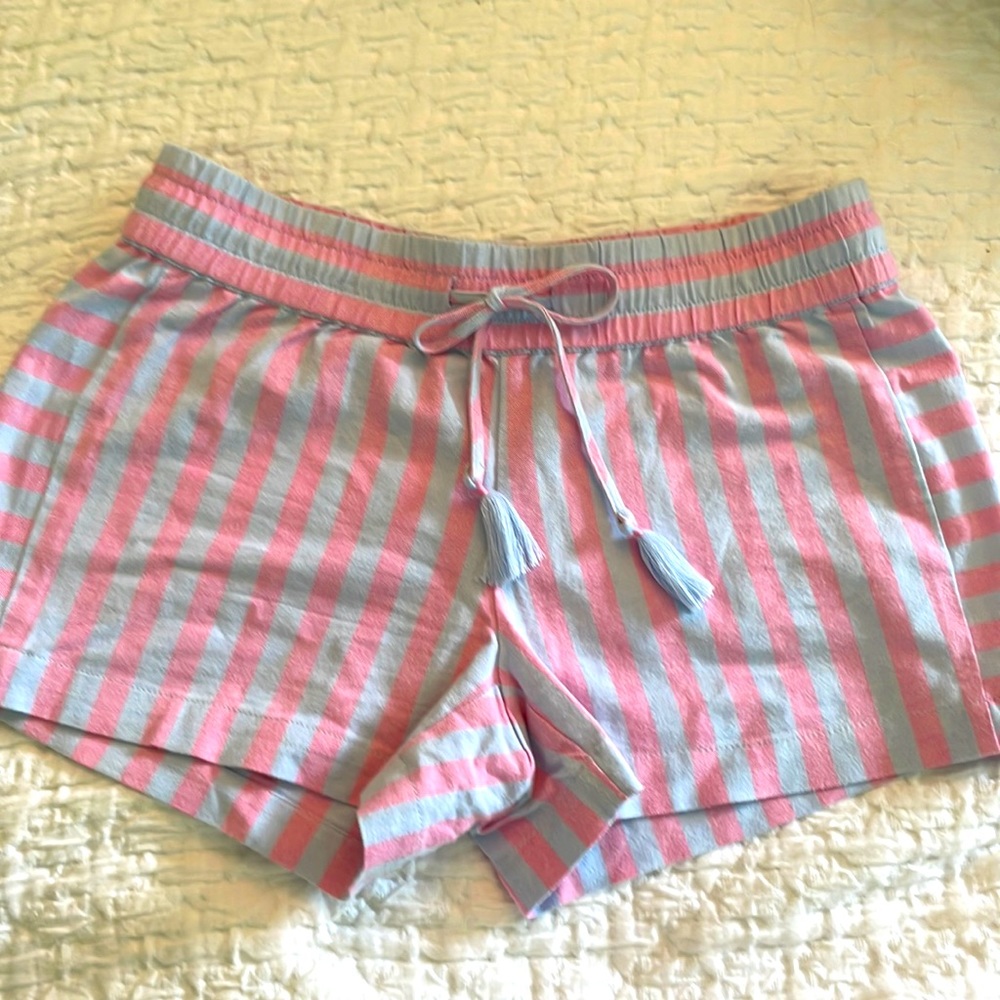Vineyard Vines Women’s XS Casual Short      Pink /Blue Stripe